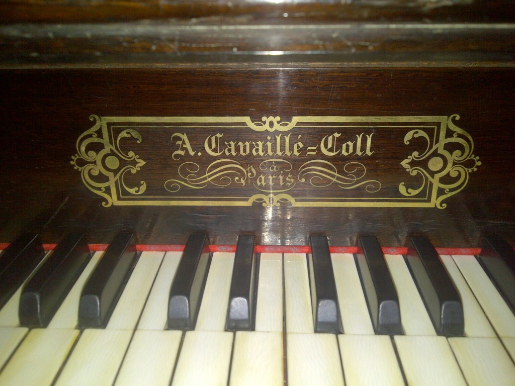 caville col makers label on st sermin organ