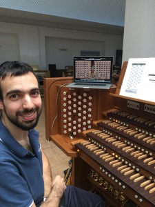 Massimo testing Hauptwerk functions on Philips organ in Italy