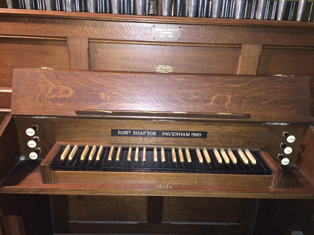 Lois Weedon Organ keyboard