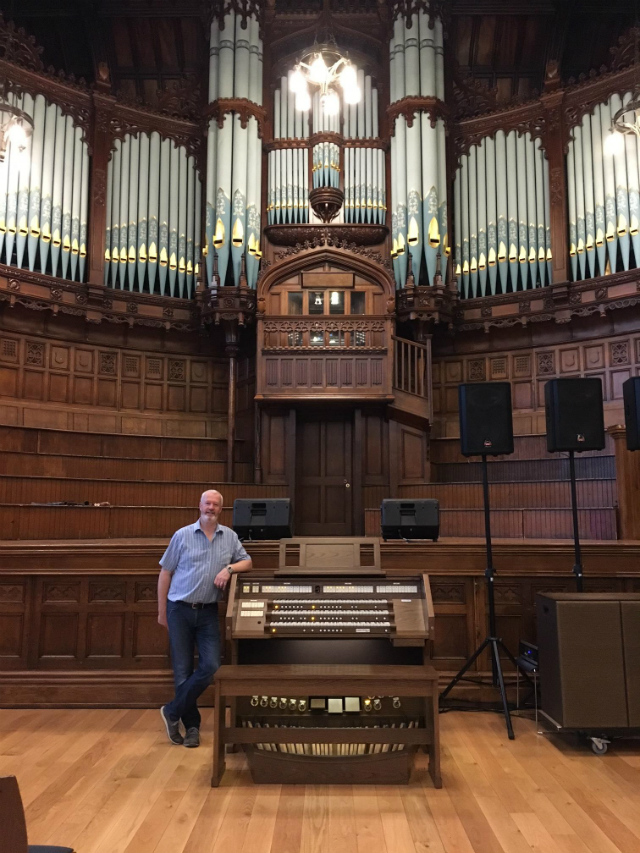 Guildhall Organ and Viscount Organ