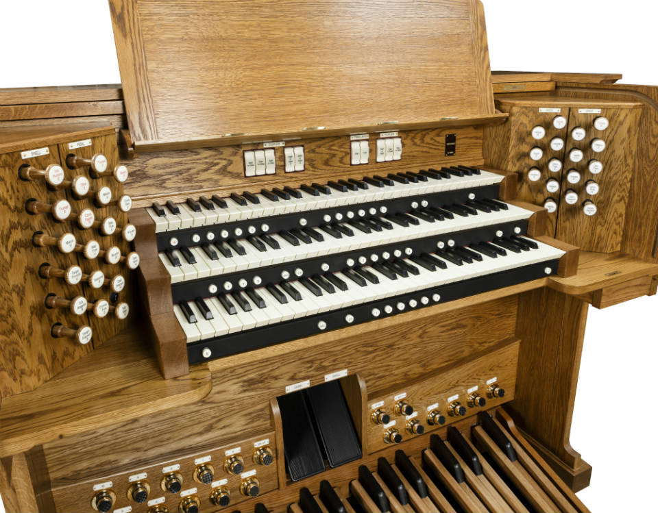 Regent 338 small 3 manual organ console