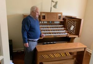 An Unusual Organ Delivery! - Viscount Organs