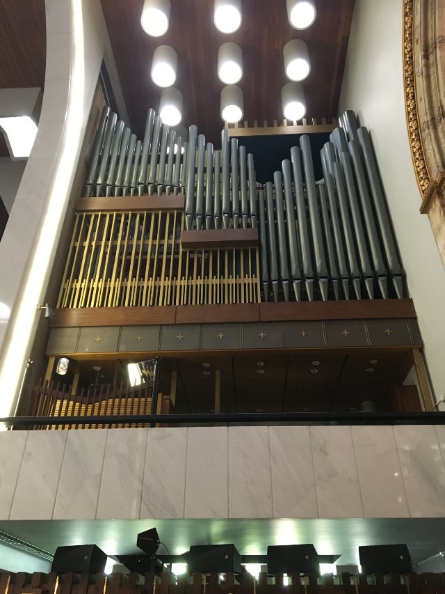Guards Chapel pipe organ