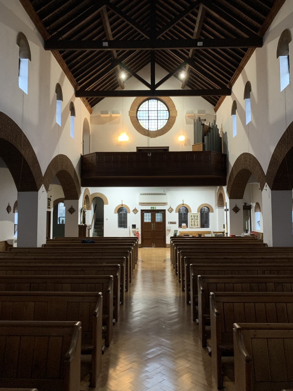 St Barnabas East Molesey December 2021 Viscount Organs