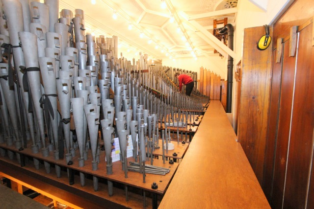 Compton Organ Chamber