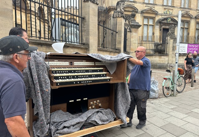 Envoy 350-FV on its way to the organ loft